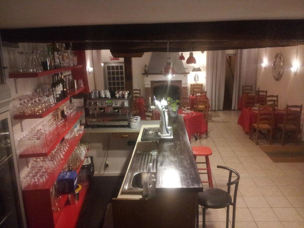 Hotel Restaurant Henri IV Оза Экстерьер фото