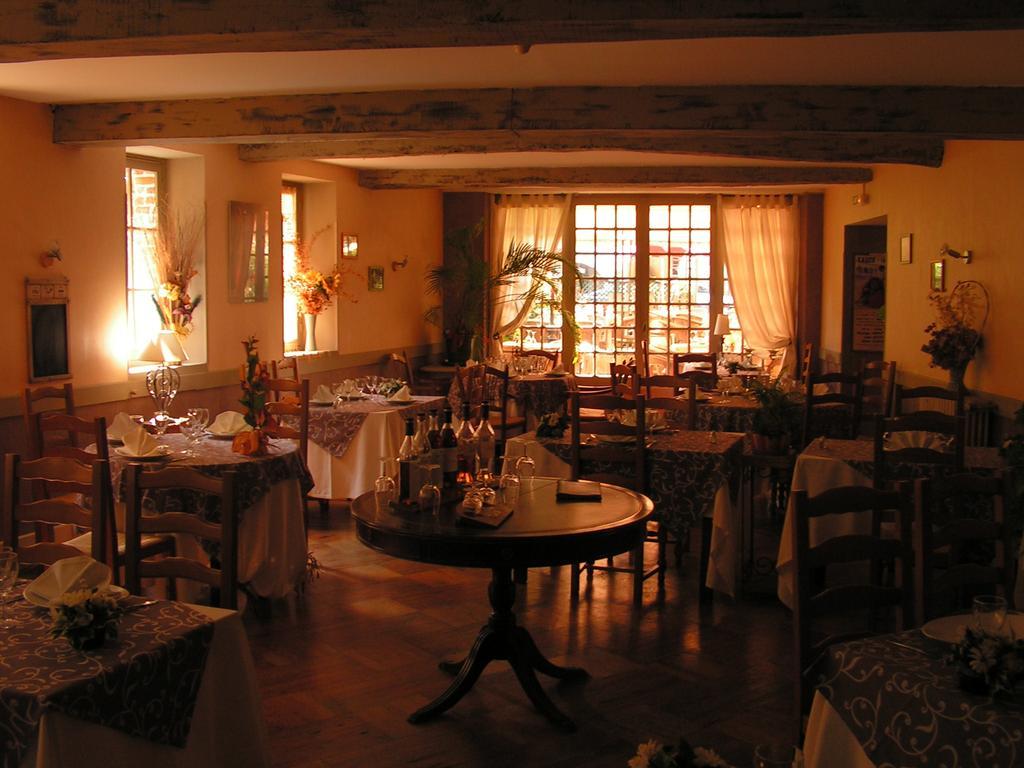 Hotel Restaurant Henri IV Оза Экстерьер фото